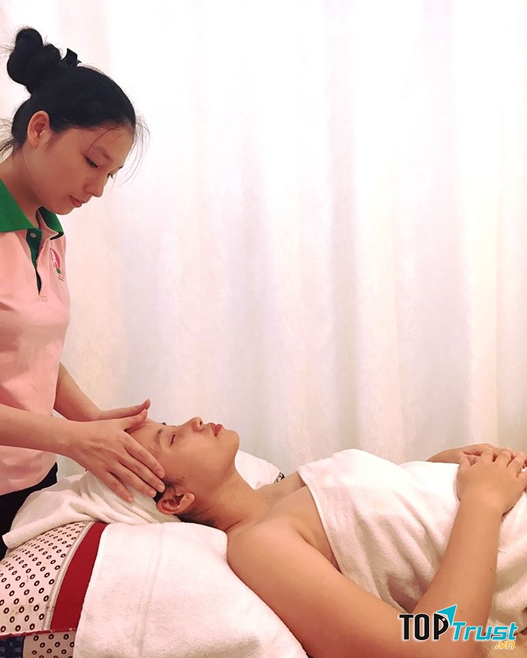 Chăm sóc mẹ và bé sau sinh tại nhà của Bảo Nam