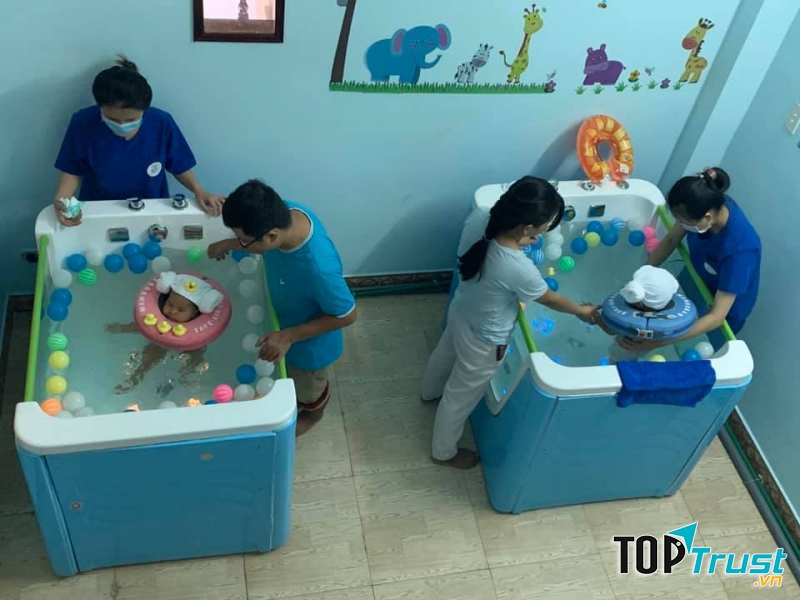 Chăm sóc mẹ và bé sau sinh tại nhà - Sunny care