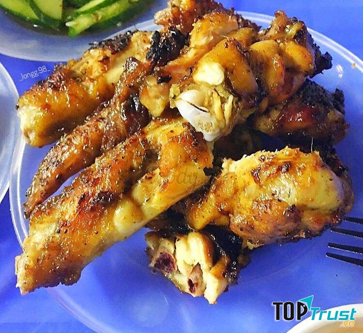 Gà nướng Minh Khai - địa chỉ ăn vặt đêm gần Times City mà bạn nên ghé thử