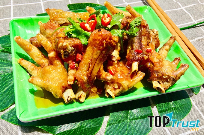 Chân gà chiên mắm – Beer 27