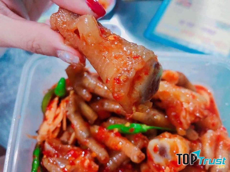 Chân gà cóc sốt Thái