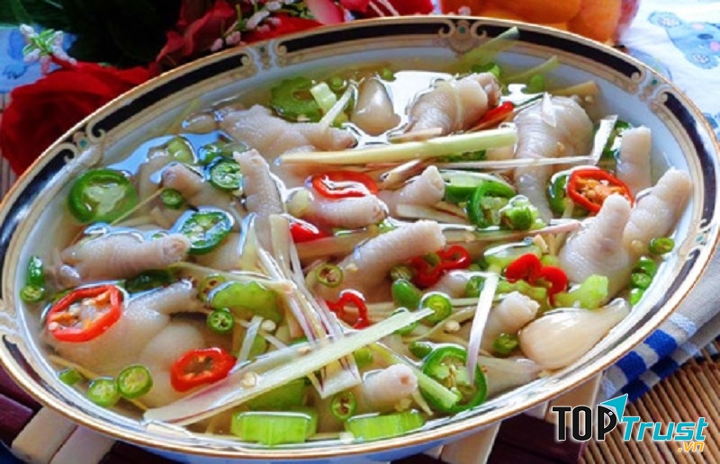 Chân gà ngâm giấm