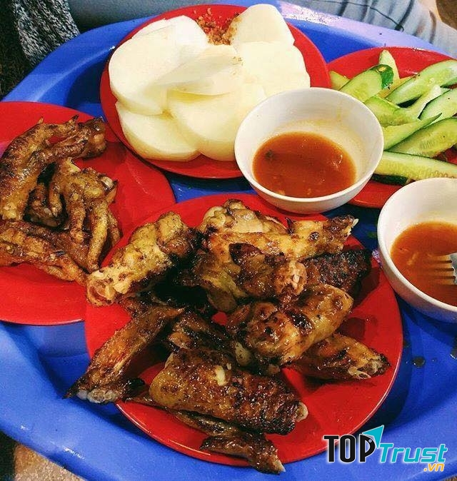 Chân gà nướng Mỹ Miều - Kim Liên