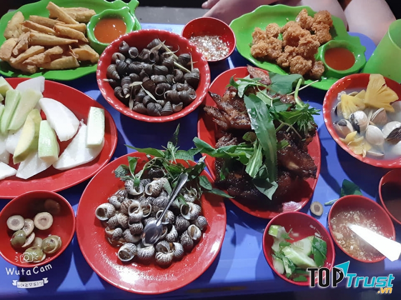 Chân gà nướng Trần Đại Nghĩa