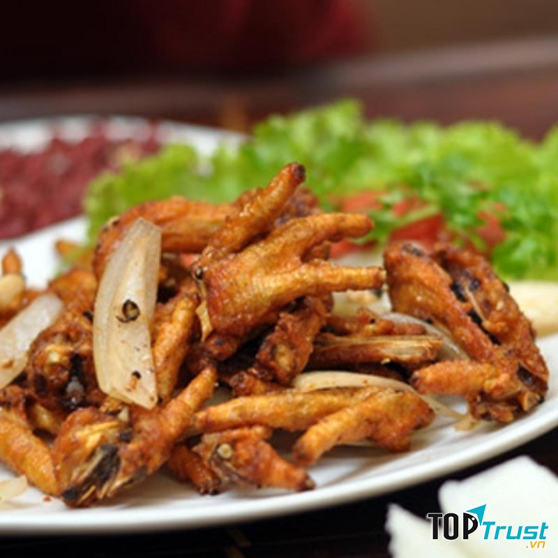 Chân gà quái thú đặc sắc