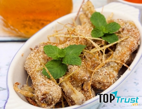 Chân gà rang muối