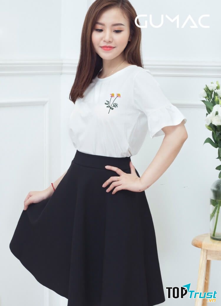 Chân váy dáng xòe