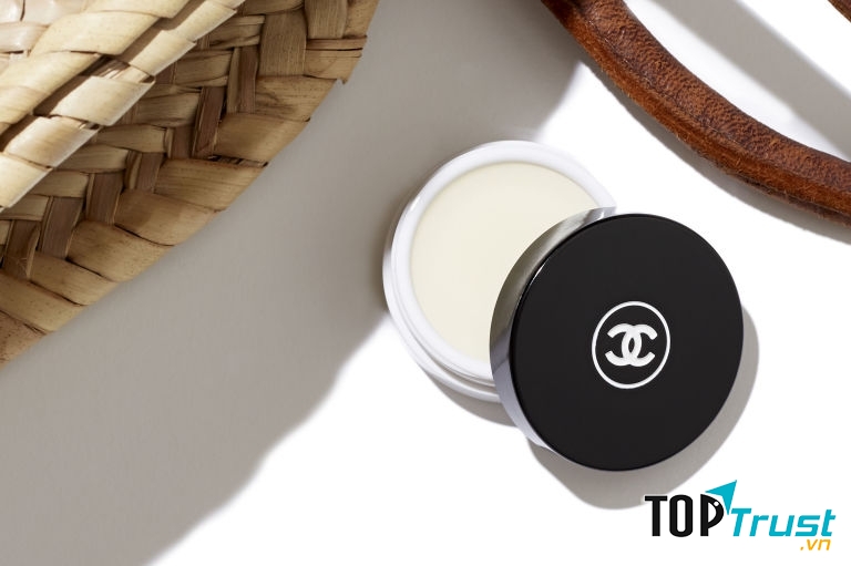Chanel Hydra Beauty Nourishing Lip Balm ( nguồn internet)