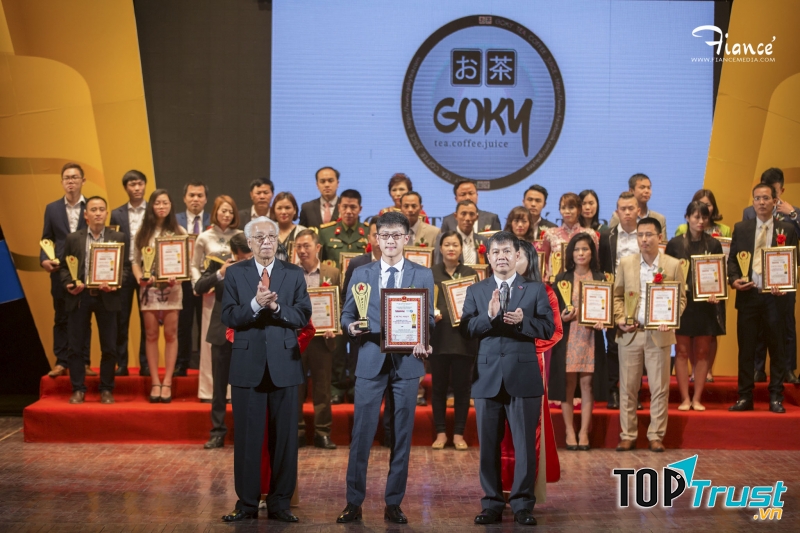 Chàng trai 97 khởi nghiệp thành công với trà sữa goky