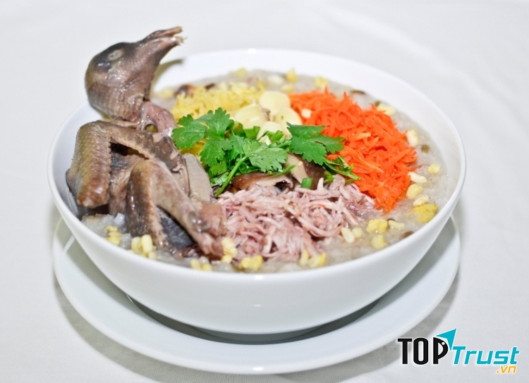 Cháo bồ câu bà Mân