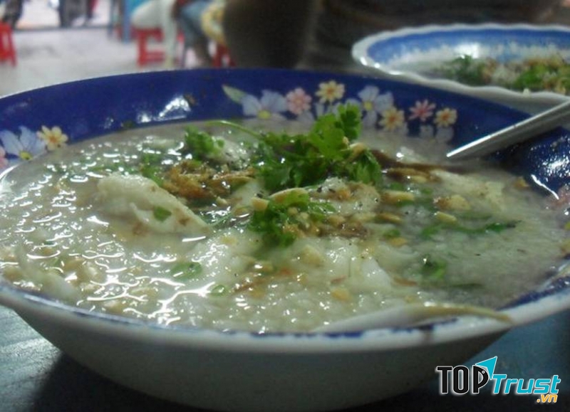 Cháo cá lóc chợ Vòng Nhỏ