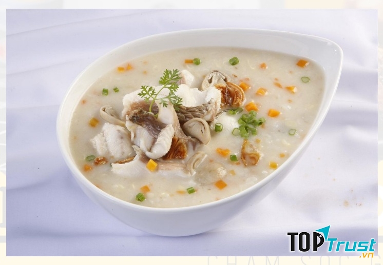 Cháo cá lóc với khoai tây, cà rốt