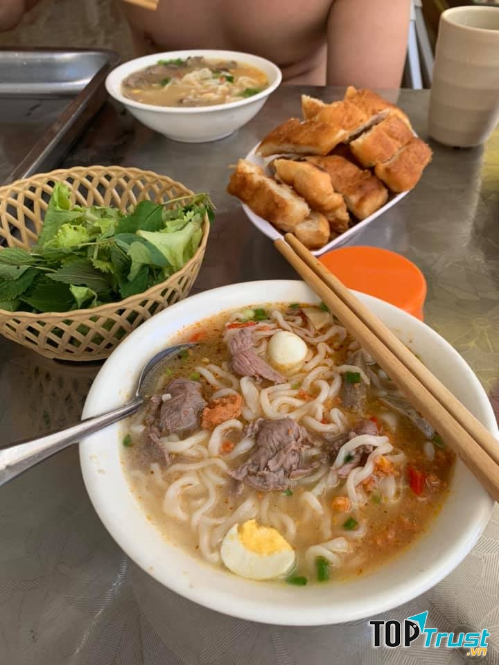 Cháo canh - Bánh mỳ chảo Thiên Hương