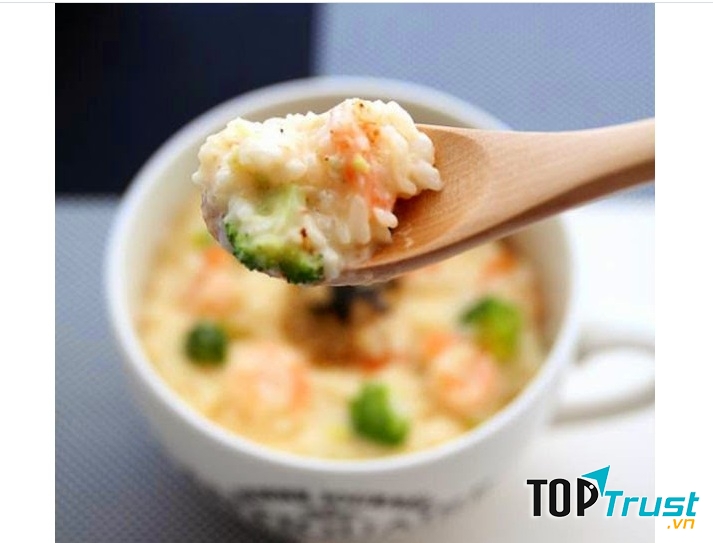 Cháo cua với bột bán, bông cải