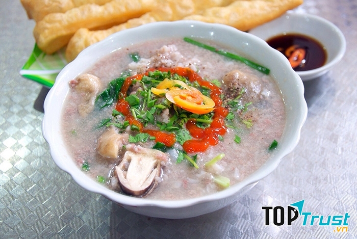 Cháo ếch nấu sa nhân