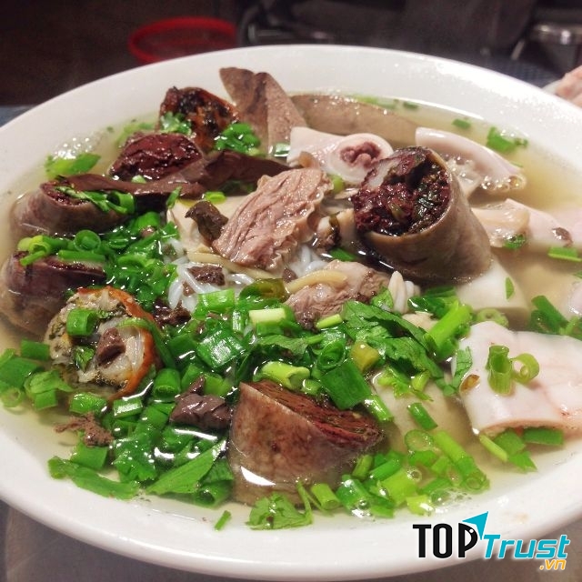 Cháo lòng Thắng Vẹo (nguồn: lozi)