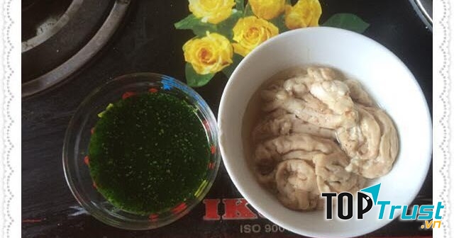 Cháo óc heo – rau ngót