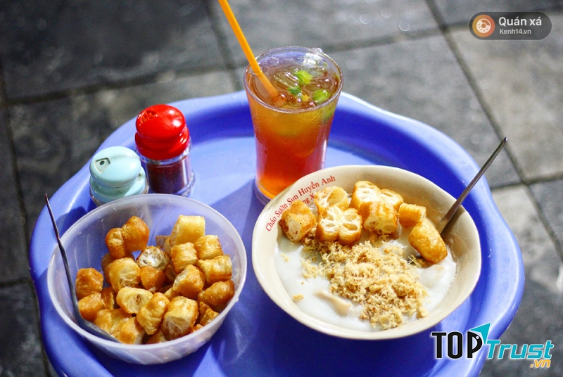 Cháo sườn ngõ Huyện