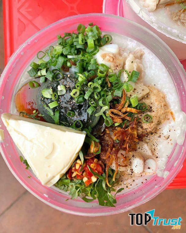 Cháo sườn Cô Lan