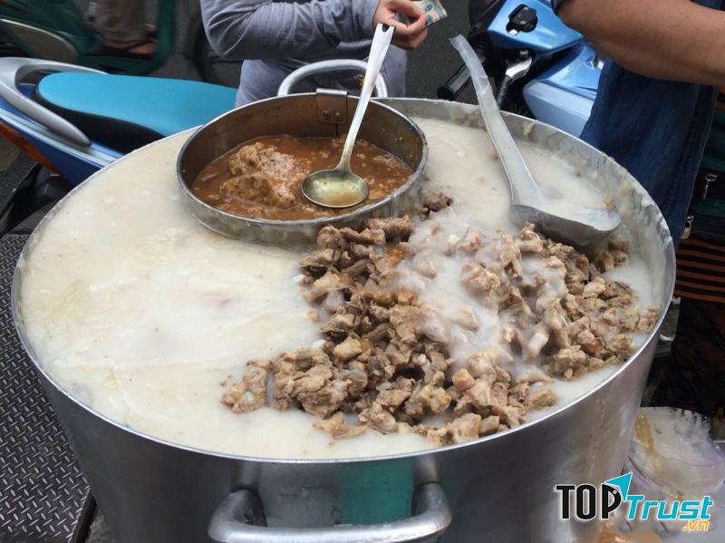 Cháo sườn Ông Tạ