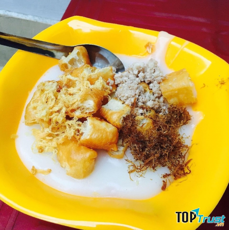Cháo sườn sụn ruốc nấm