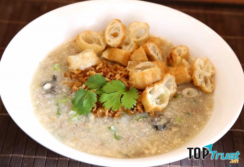 Cháo trai Phạm Ngọc Thạch