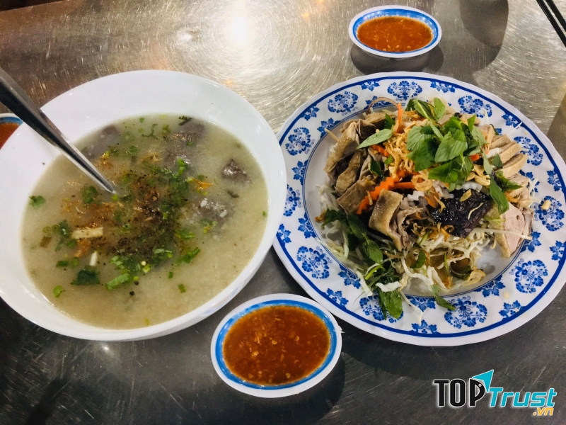 Cháo vịt Tùng Lâm