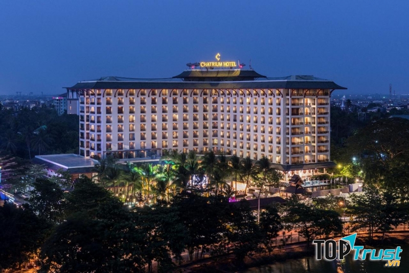 Khách sạn Chatrium