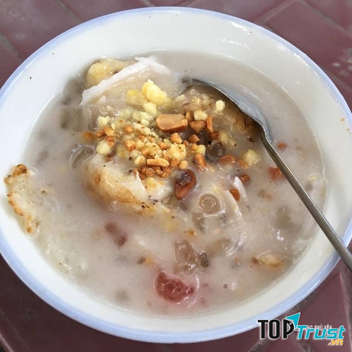 Món chè chuối nướng thơm lừng, lạ miệng nổi danh khắp Phú Yên