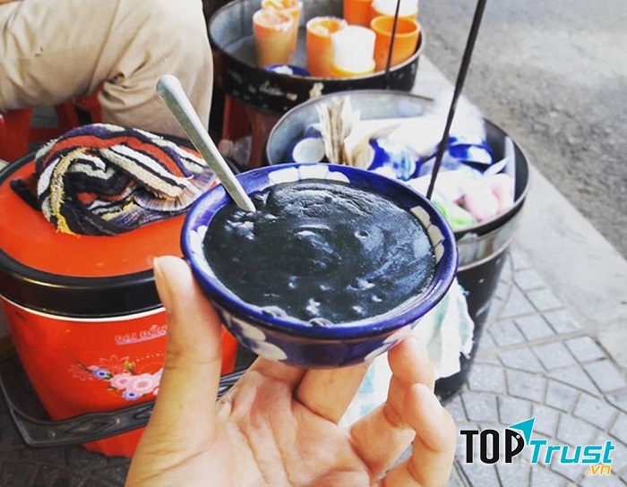 Chè mè đen Ông Thiều