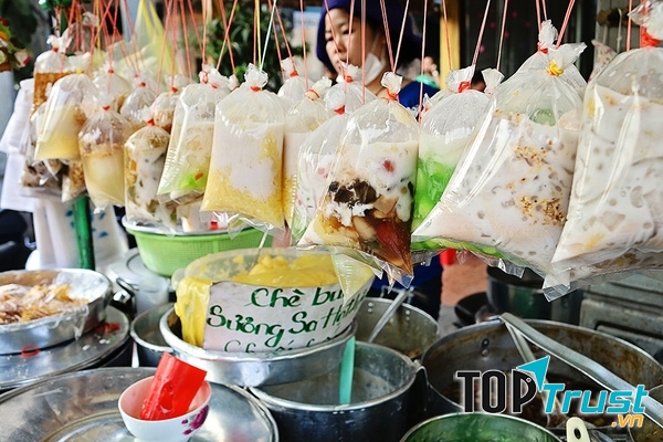 Chè cô Lộc