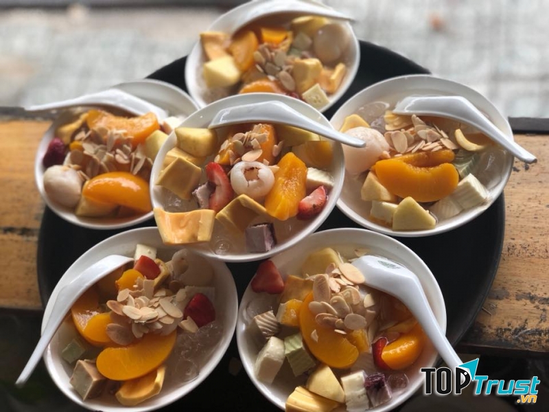 Chè Khúc Bạch - Cầu Hoàng Hoa Thám