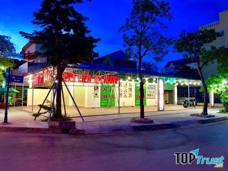 Không gian của quán