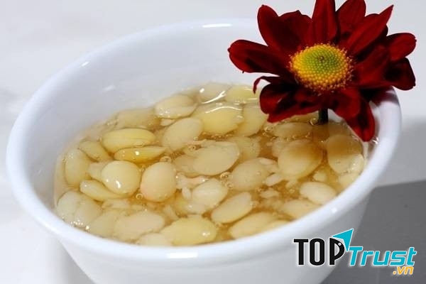 Chè ngày càng phổ biến như một món ăn lý tưởng cho khí hậu nóng bức ở Sài Gòn.