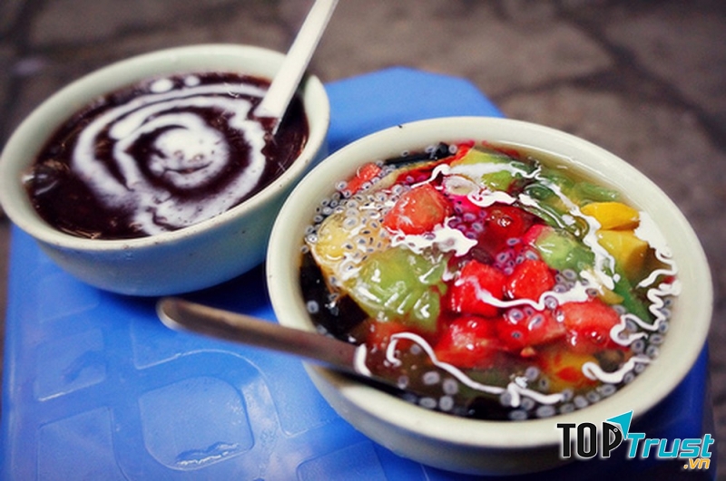 Chè Singapore phố Cửa Bắc