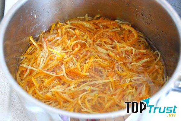 Chế tạo tinh dầu trị ve chó