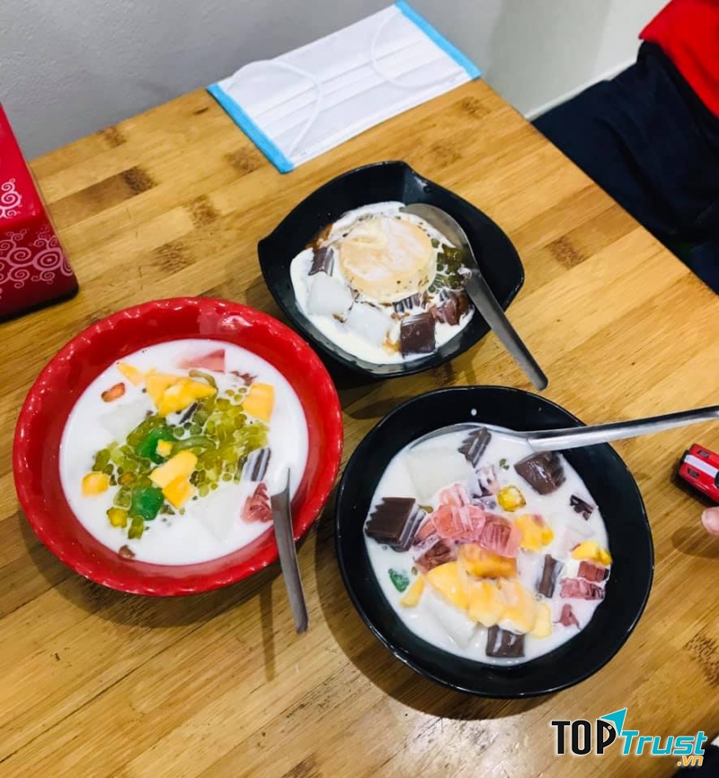 Chè Thái 48 Trần Hưng Đạo