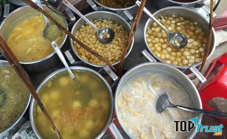 Quán chè Thái Lan đường Hàng Kênh là một trong những quán ăn ngon bạn không nên bỏ qua