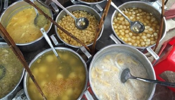 Chè nấu nhìn bắt mắt