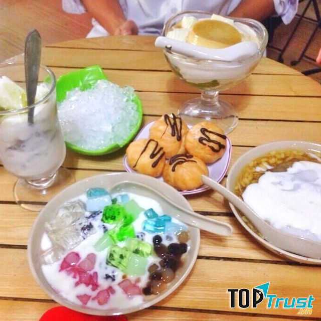 Chất lượng chè thơm ngon cùng với nhân viên nhanh nhẹn, thân thiện.