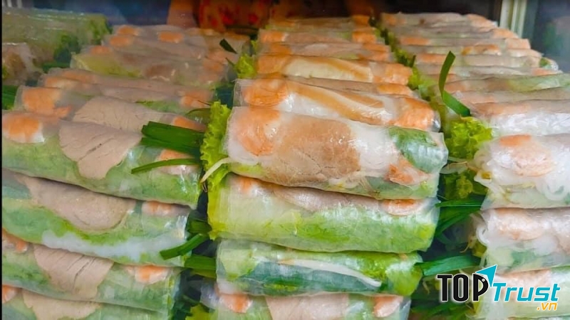 Chè Và Bánh Nhiên Anh