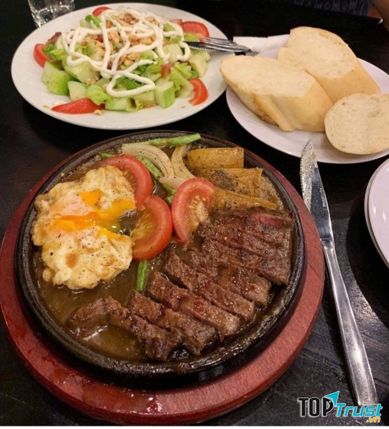 Suất bánh mỳ chảo của Cheese