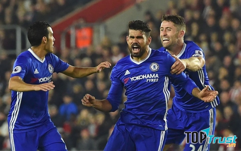 Chelsea đang dẫn đầu trên bảng xếp hạng