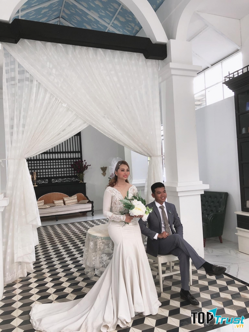 Chí Cường Bridal - Brows - Make up Acadamy