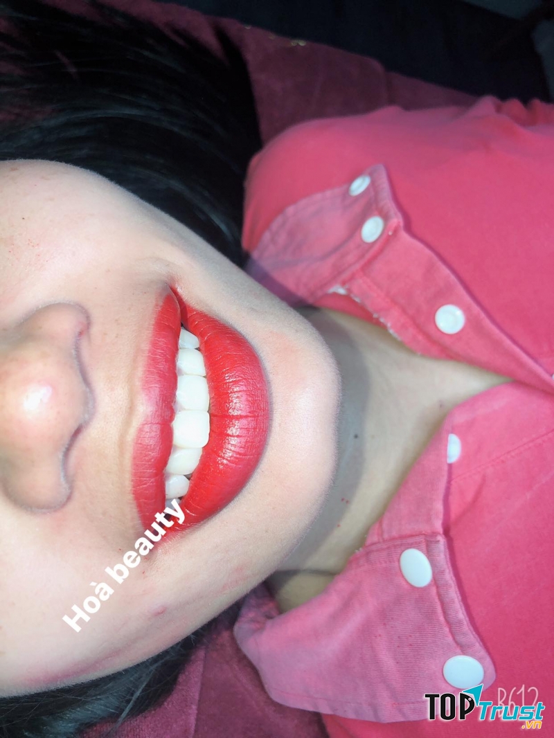 Chị Hoà Phun Xăm