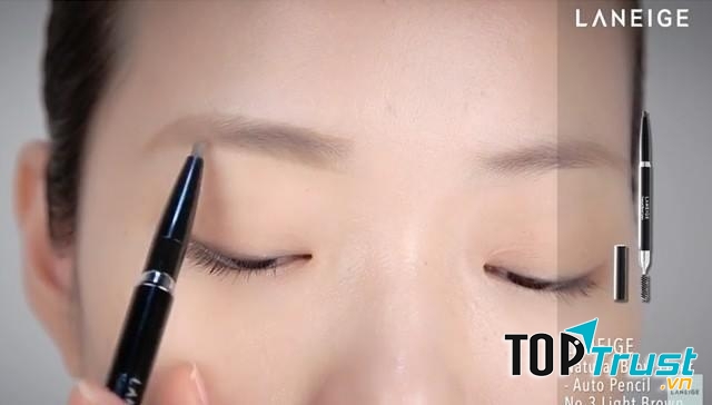 Chì Kẻ Mày Laneige Natural Brow Liner Auto Pencil No.03 Light Brown
