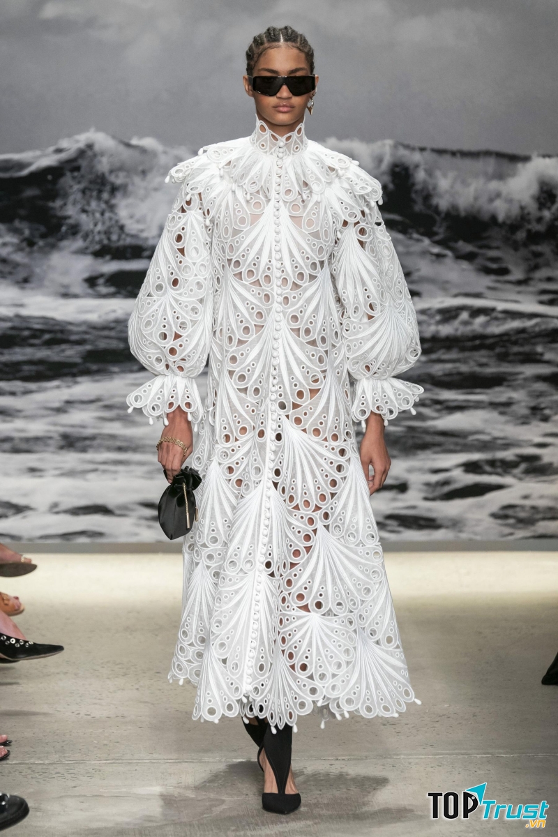 Chi tiết tay phồng