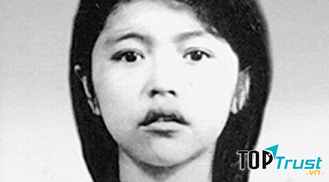 Chị Võ Thị Sáu nhiều lần được khen ngợi nhờ không ngại gian khó, dũng cảm tham gia chiến đấu, bảo vệ quê hương.