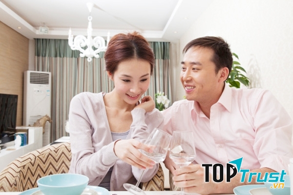 Hãy chia sẻ với vợ về cuộc sống của bạn