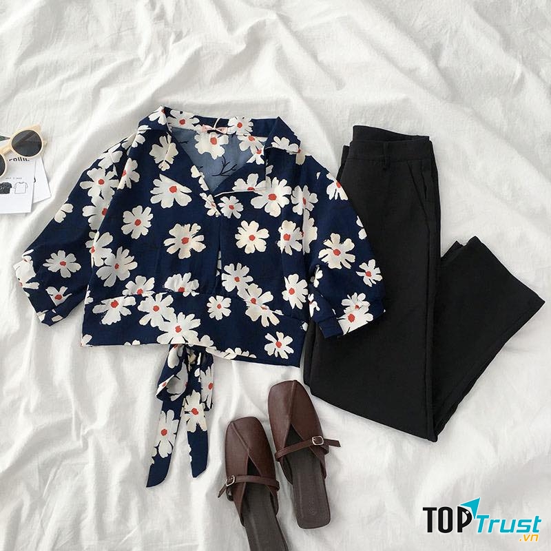 Sơ mi croptop hoa cúc năng động dành cho mùa hè